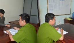 Mua xăng đốt quán Internet còn… đứng lại xem